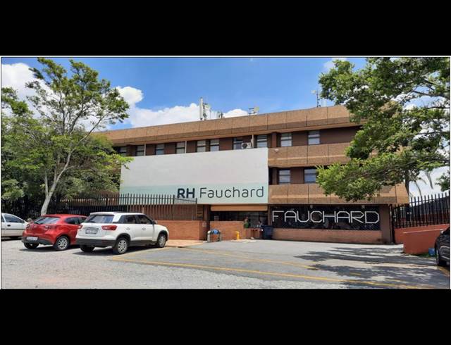 2.70M² MEDICAL SUITE FOR SALE IN FLORIDA PARK